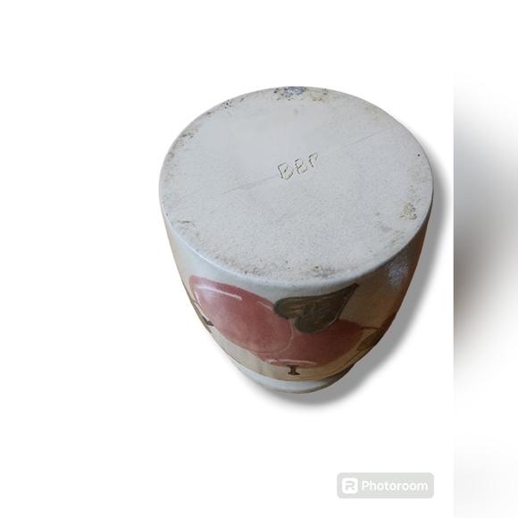 BP Pottery Beaumont Brothers Pottery Crock Fruit and Green Leaves Handmade - Picture 5 of 6